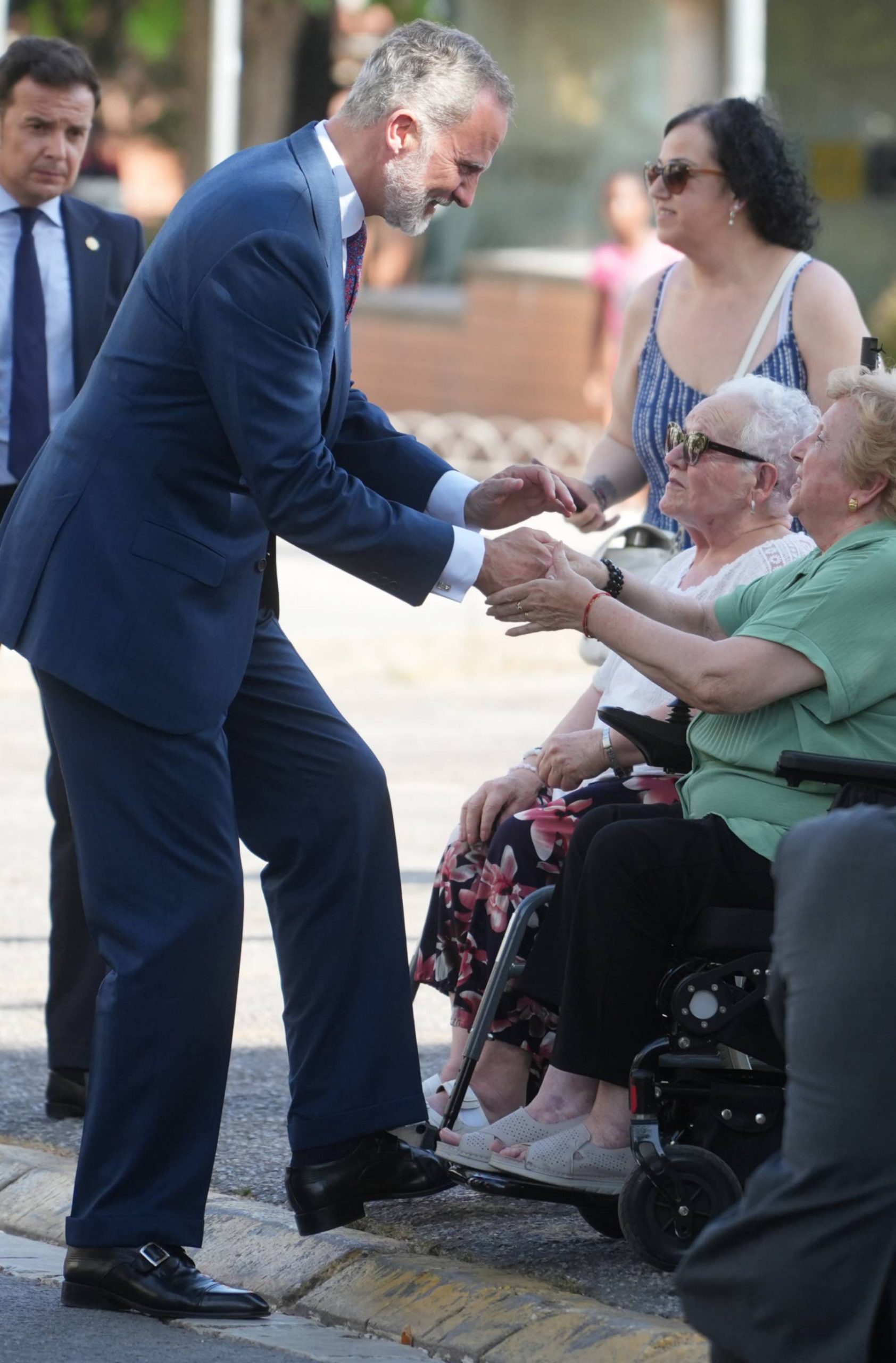 El Rey Felipe VI en Badia del Vallès. (Foto: Gtres)