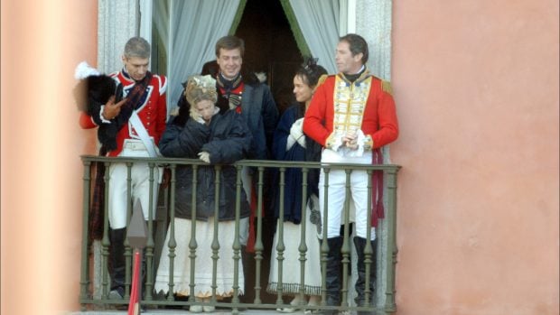 Genoveva Casanova y Cayetano Mart&iacute;nez de Irujo en la grabaci&oacute;n de 'Los fantasmas de Goya'. (FOTO: GTRES)