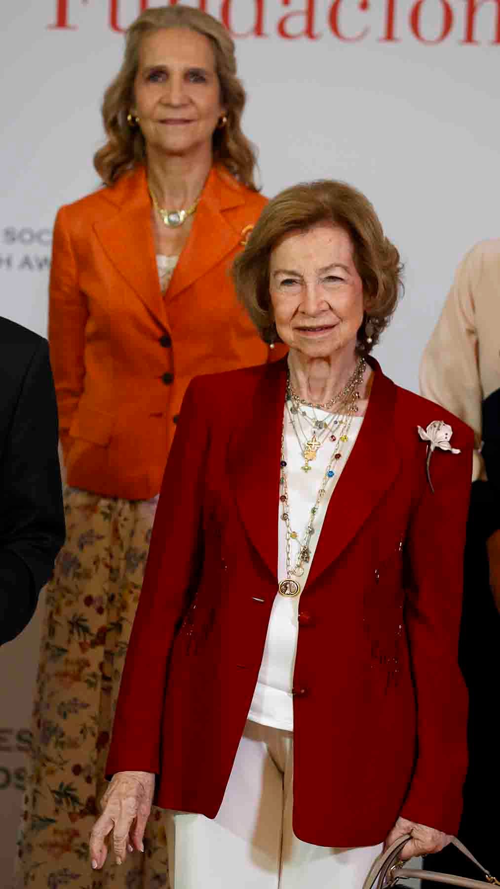 Reina Sof&iacute;a, infanta Elena