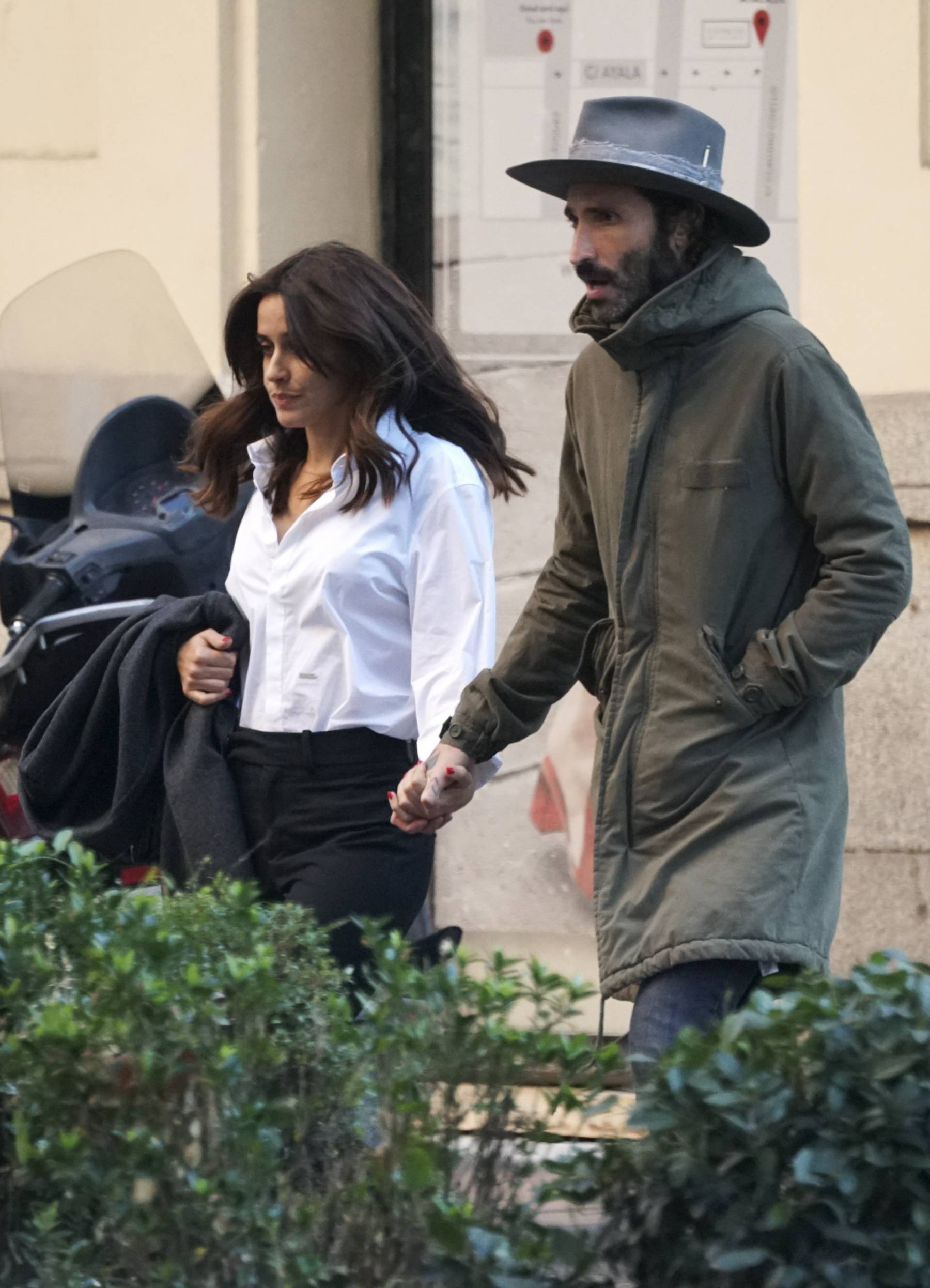 Leiva y Macarena Garc&iacute;a en Madrid. (Foto: Gtres)