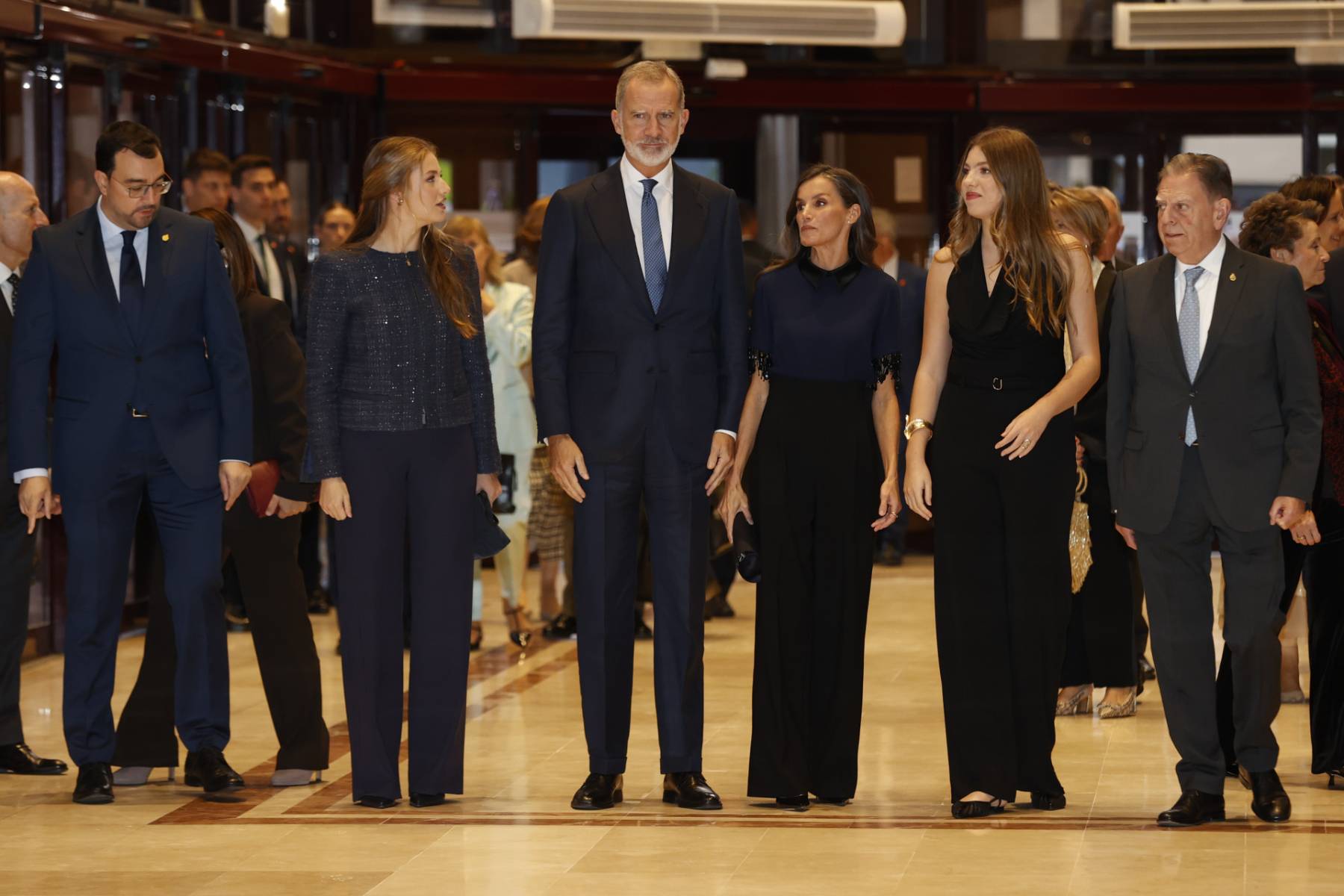 La Familia Real espa&ntilde;ola en la antesala a los Premios Princesa de Asturias 2025. (Foto: Gtres)
