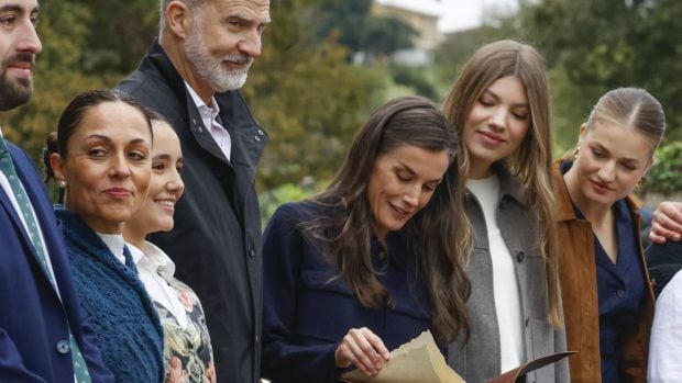 La Reina Letizia en Valdesoto. (Foto: Gtres)