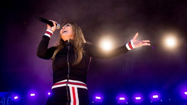 La cantante Amaia Montero durante el concierto de La Noche de Cadena 100 en Madrid. (Foto: Gtres)