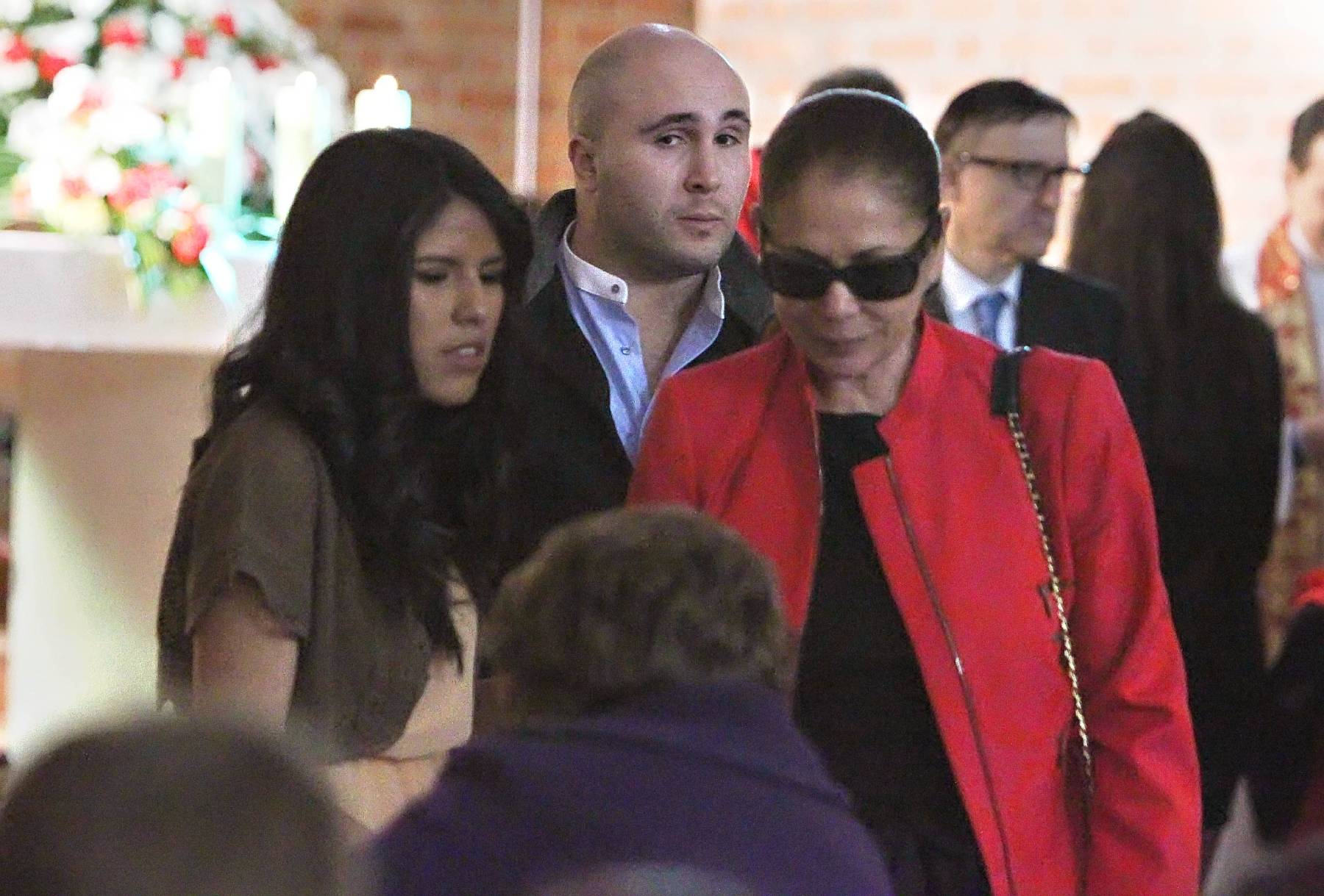 Isabel Pantoja junto a sus hijos. (Foto: Gtres)