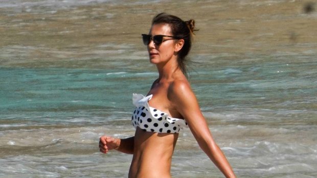 Mar Flores en la playa. (Foto: Gtres)