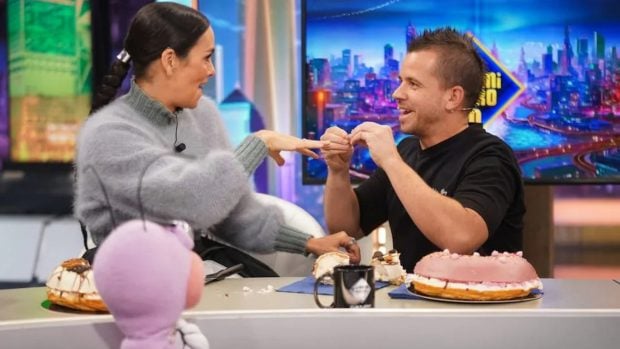 Dabiz Mu&ntilde;oz le pide matrimonio a Pedroche por segunda vez. (Foto: El Hormiguero)