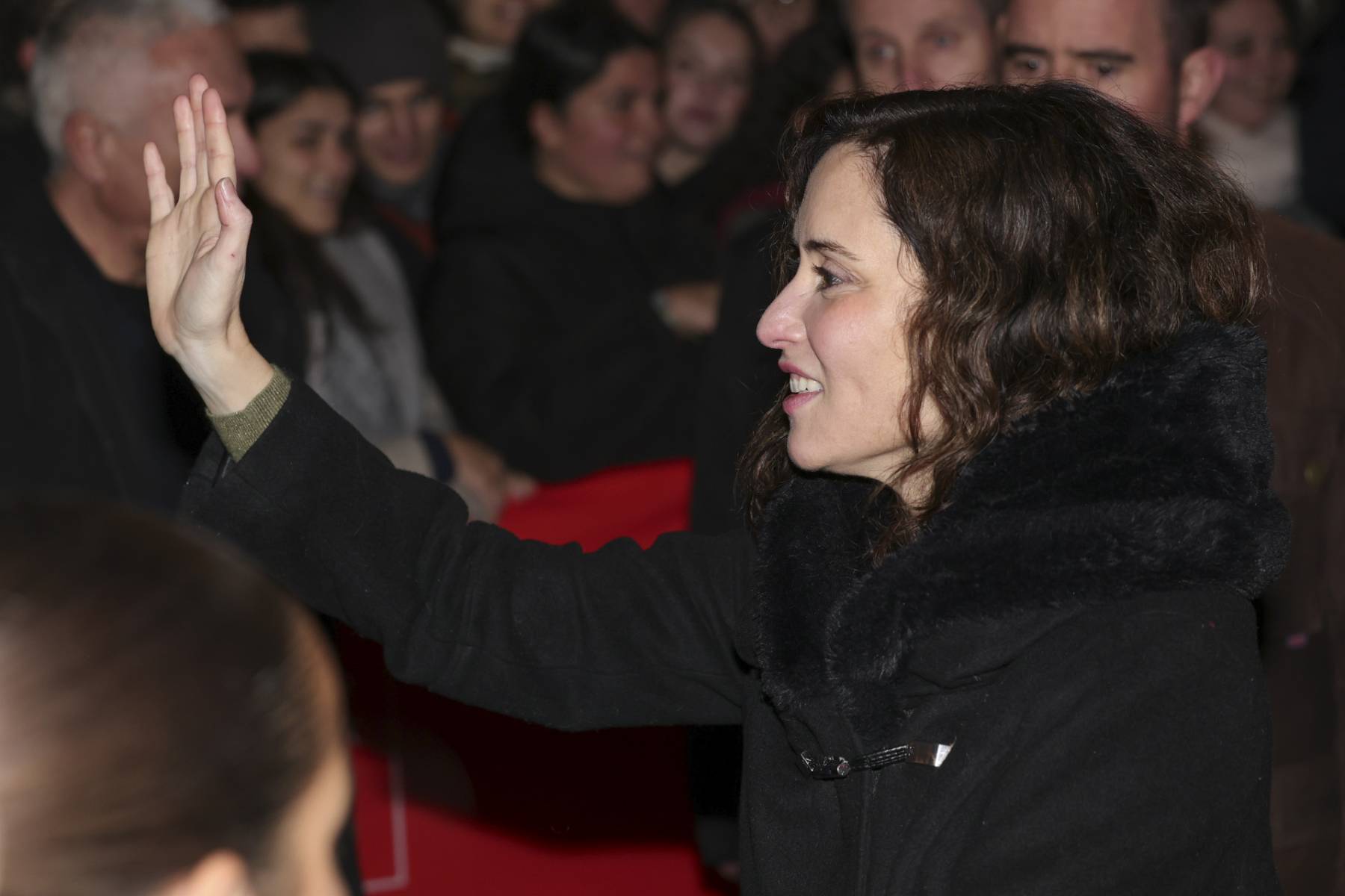 La presidenta de la Comunidad de Madrid, Isabel D&iacute;az Ayuso, en un concierto. (Foto: Gtres)