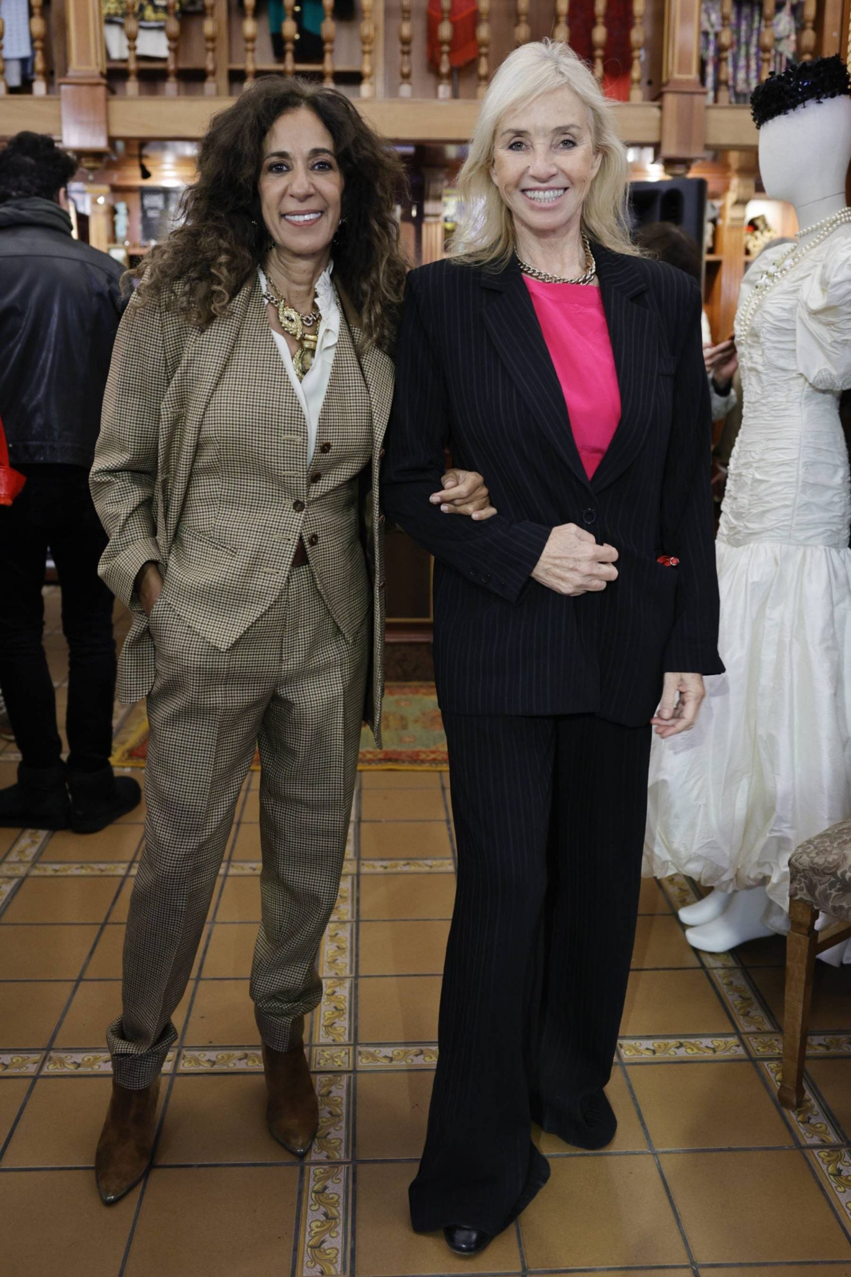 Rosario Flores y Mariola Orellana en un evento. (Foto: Gtres)
