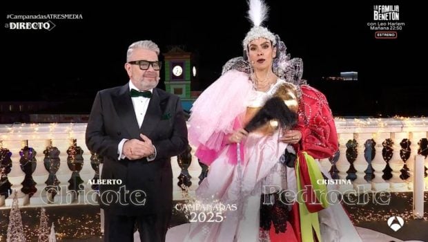Primeras im&aacute;genes de Cristina Pedroche en las Campanadas. (Foto: Atresplayer)