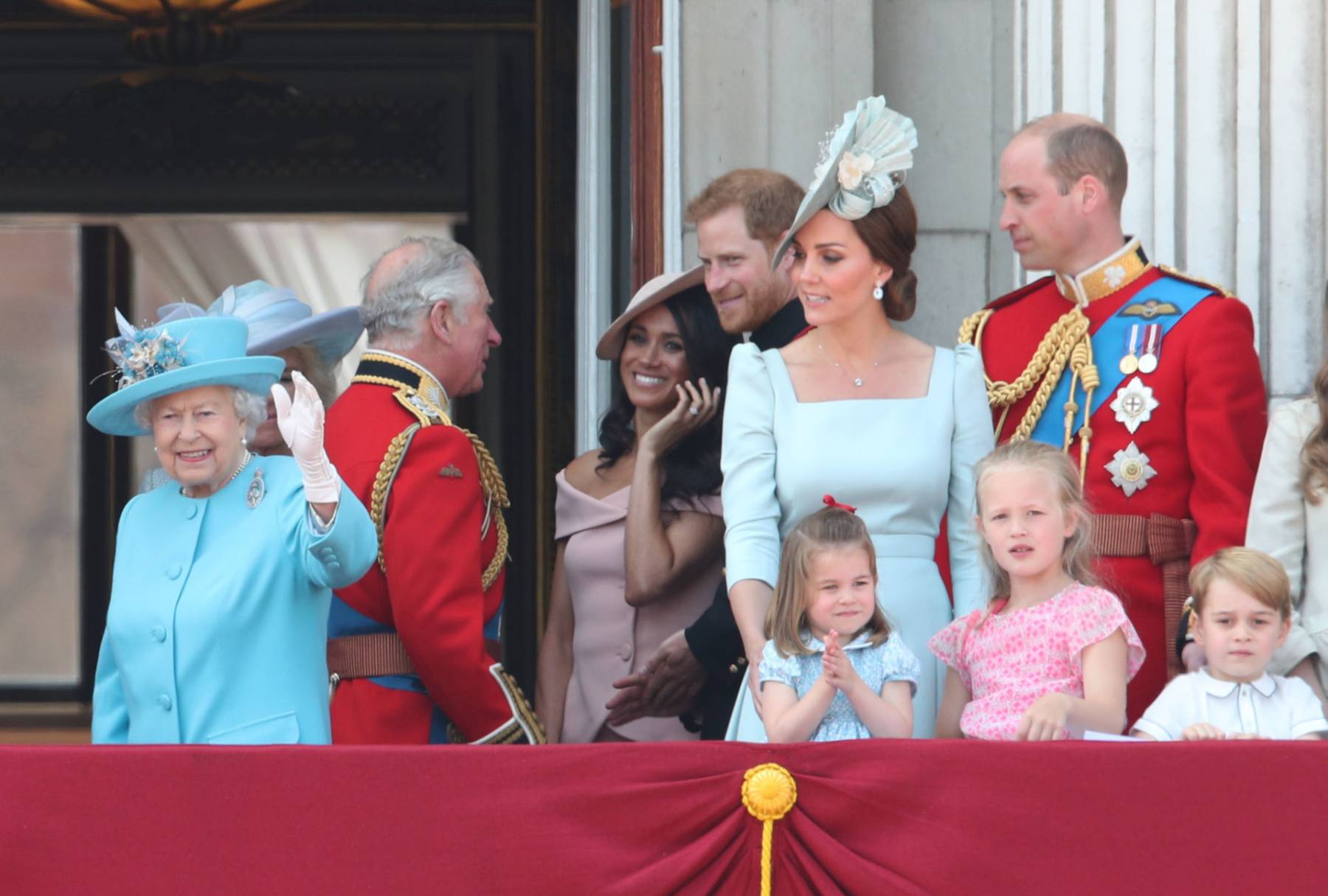 La familia real brit&aacute;nica en un acto oficial. (Foto: Gtres)