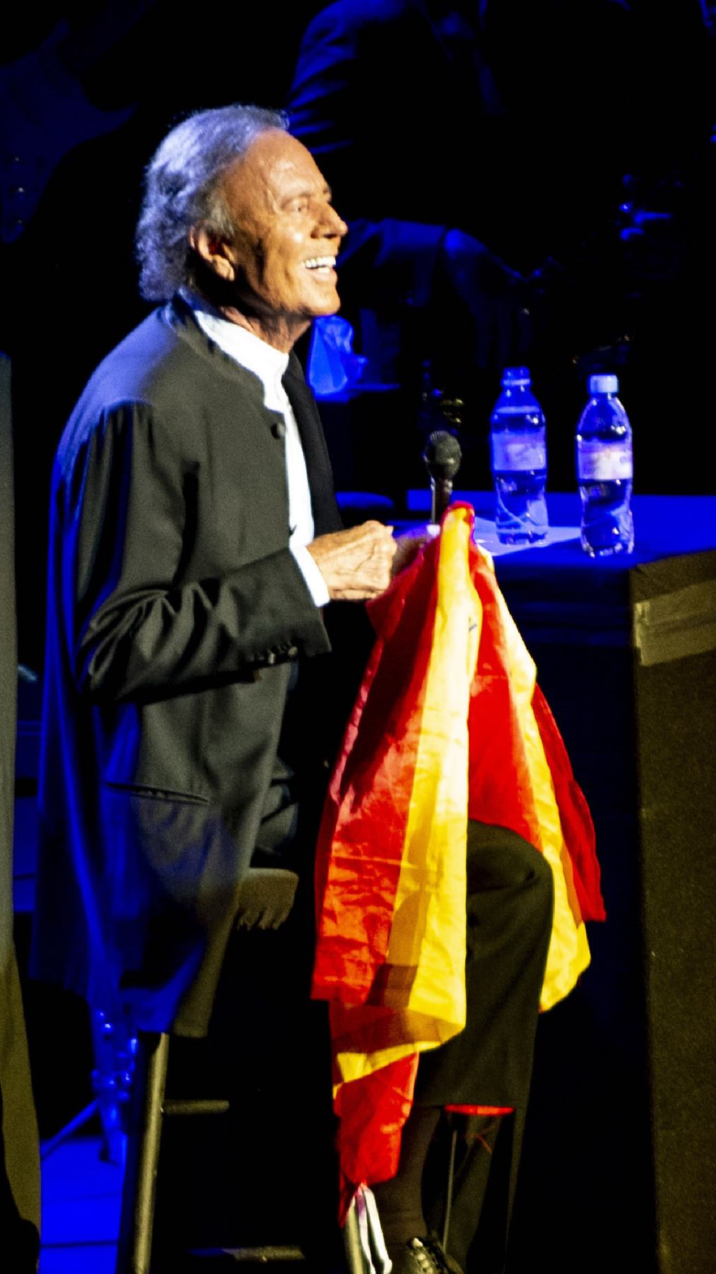 Julio Iglesias 