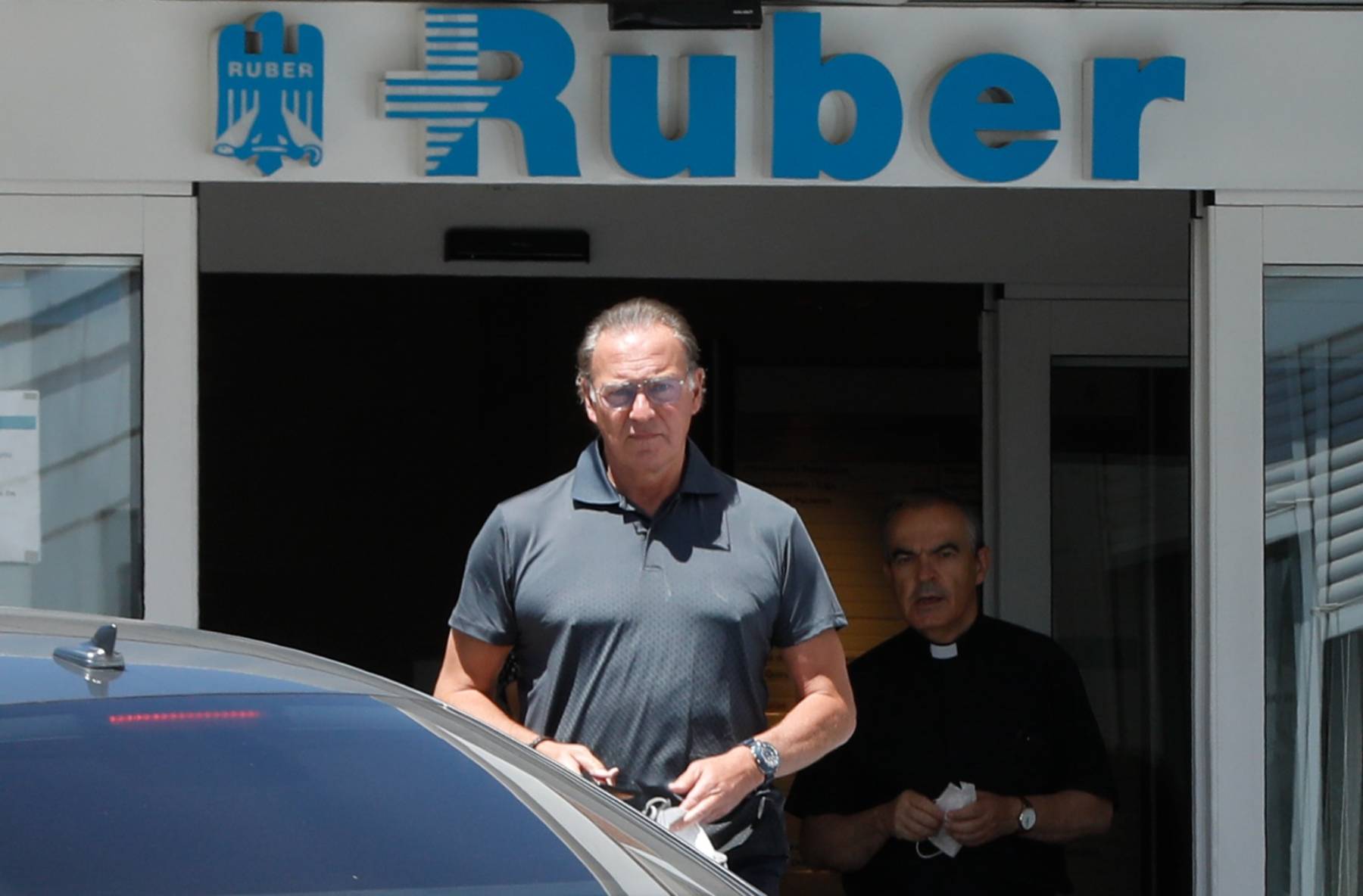 Bertín Osborne en un hospital de Madrid. (Foto: Gtres)