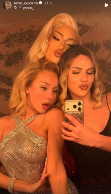 Ester Expósito y dos amigas en su cumpleaños. (Foto: Instagram)