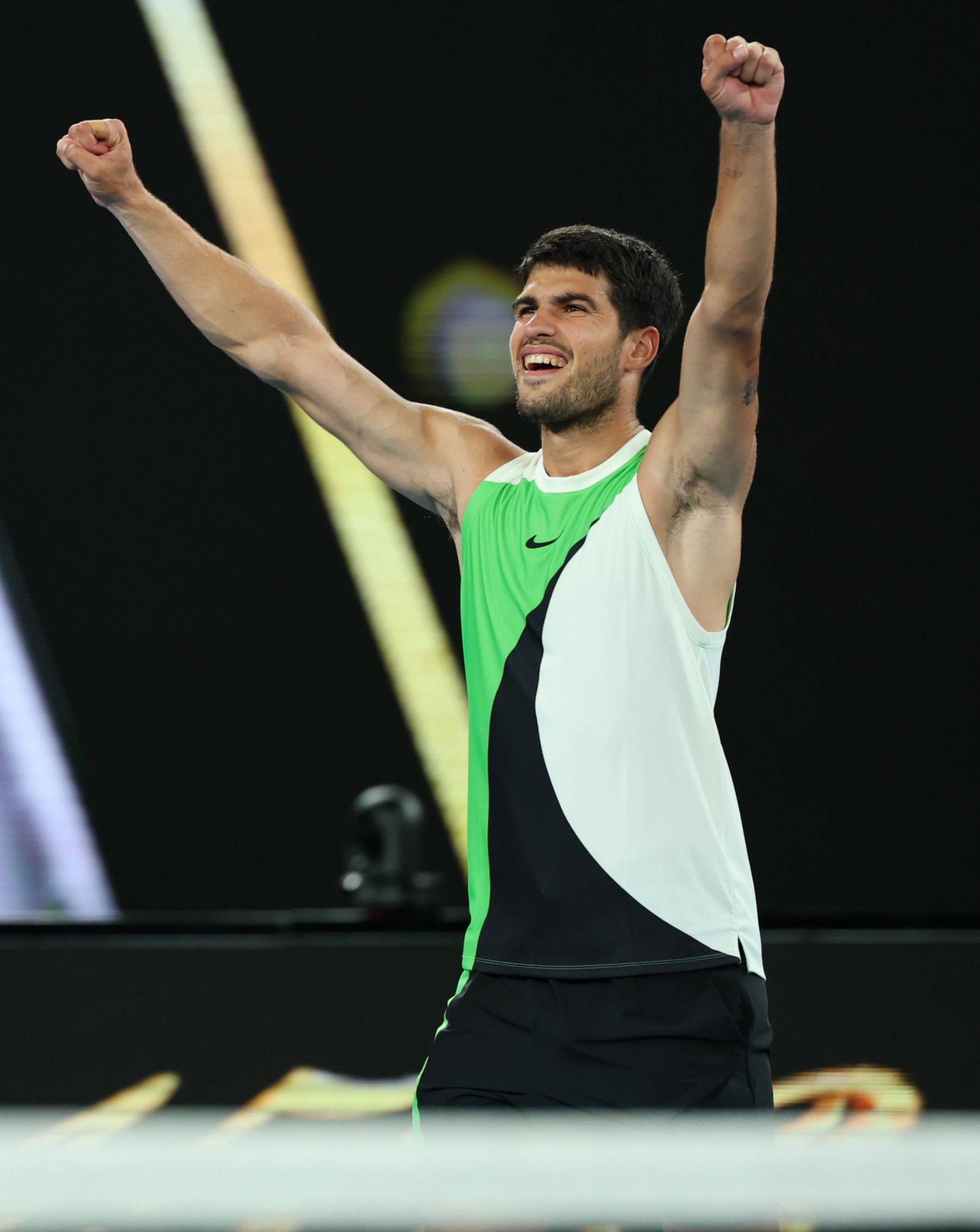 Carlos Alcaraz durante un partido de tenis. (Foto: Gtres)