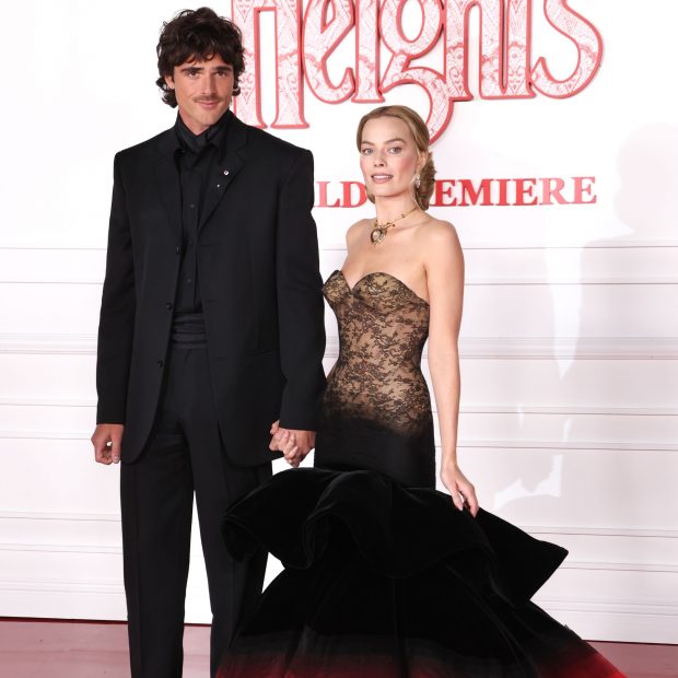 Jacob Elordi y Margot Robbie en el estreno de su &uacute;ltima pel&iacute;cula. (Foto: Gtres)