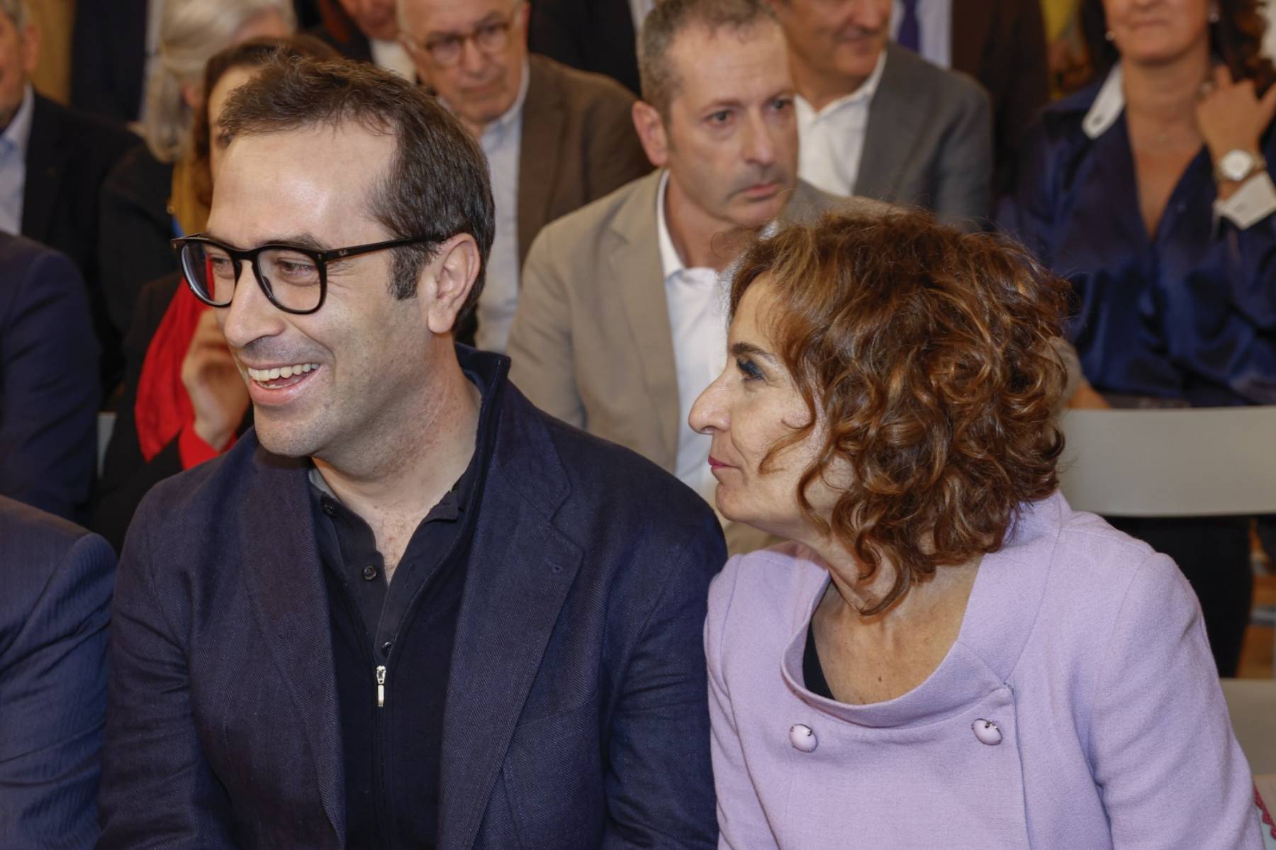 Mar&iacute;a Jes&uacute;s Montero y Carlos Cuerpo en un acto pol&iacute;tico. (Foto: Gtres)