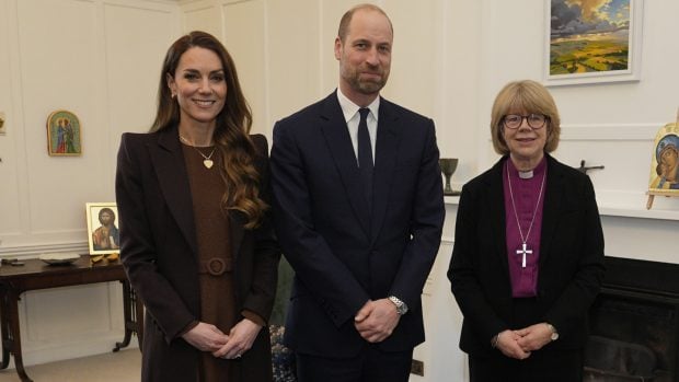El enigm&aacute;tico collar de Kate Middleton. (Foto: Gtres)