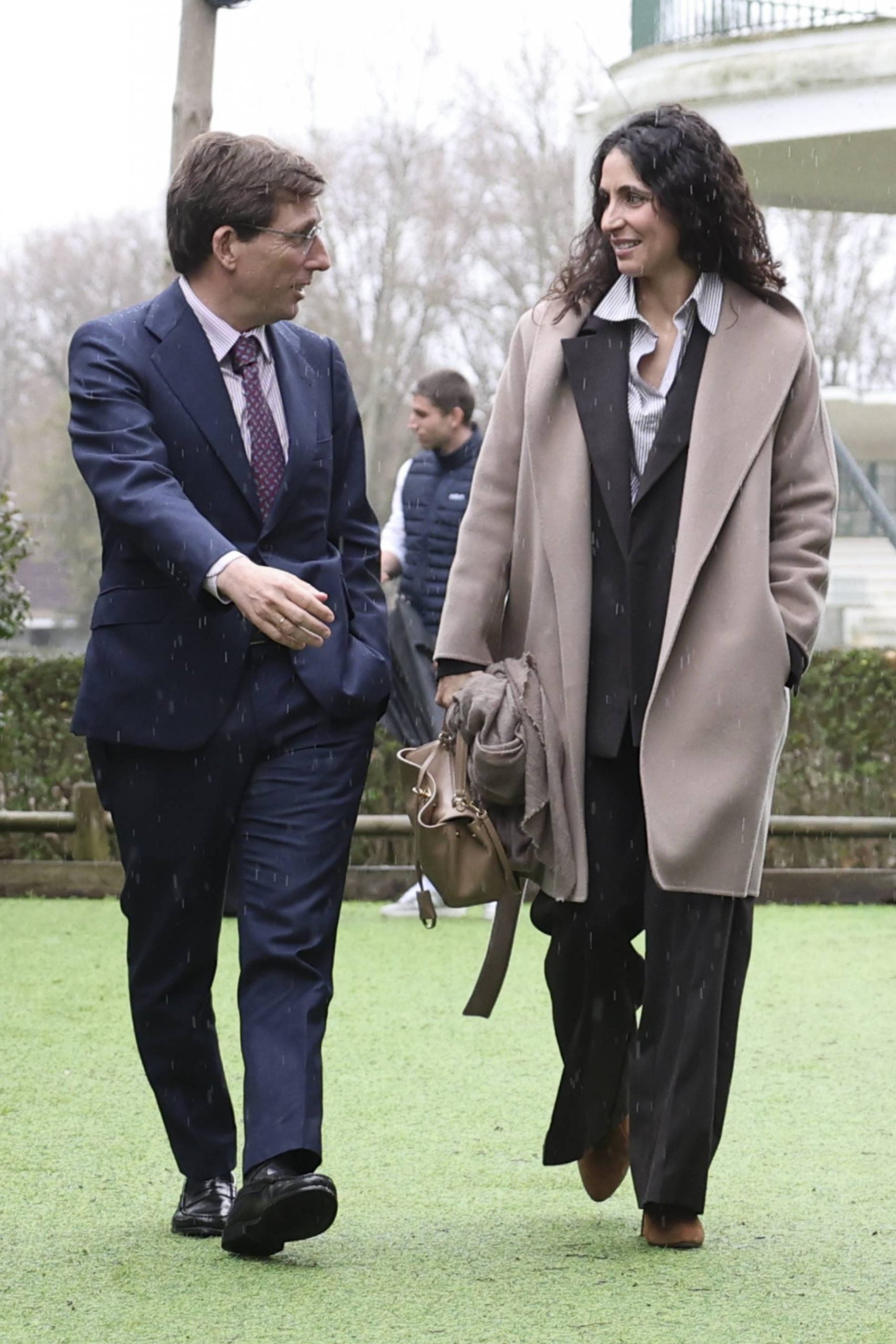 Jos&eacute; Luis Mart&iacute;nez-Almeida y Xisca Perell&oacute; en Madrid. (Foto: Gtres)