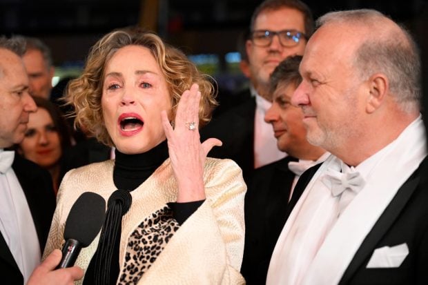 sharon stone, opera sharon stone, 
