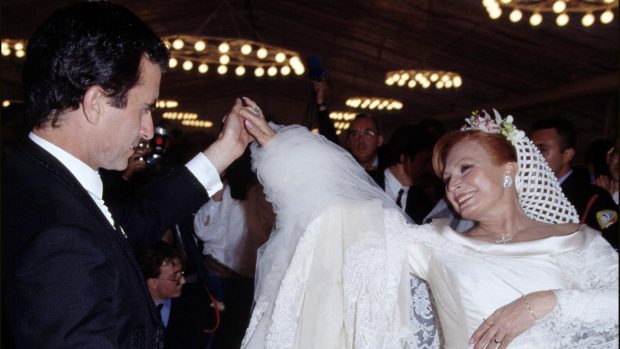 Ortega Cano y Roc&iacute;o Jurado en su boda. (Foto: Gtres)