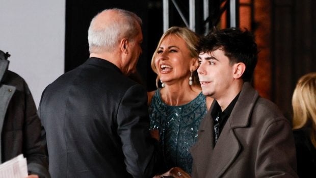 Ram&oacute;n Garc&iacute;a y Patricia Cerezo en los Premios Iris. (Foto: Gtres)