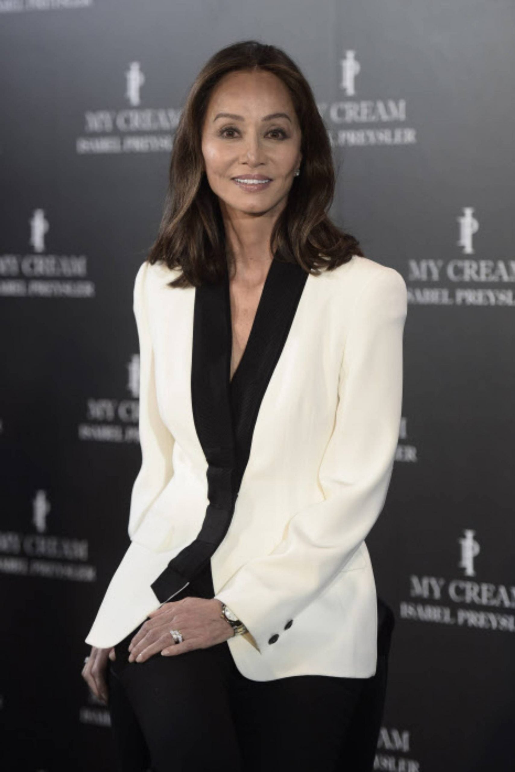 Isabel Preysler en la presentaci&oacute;n de sus cremas. (Foto: Gtres)