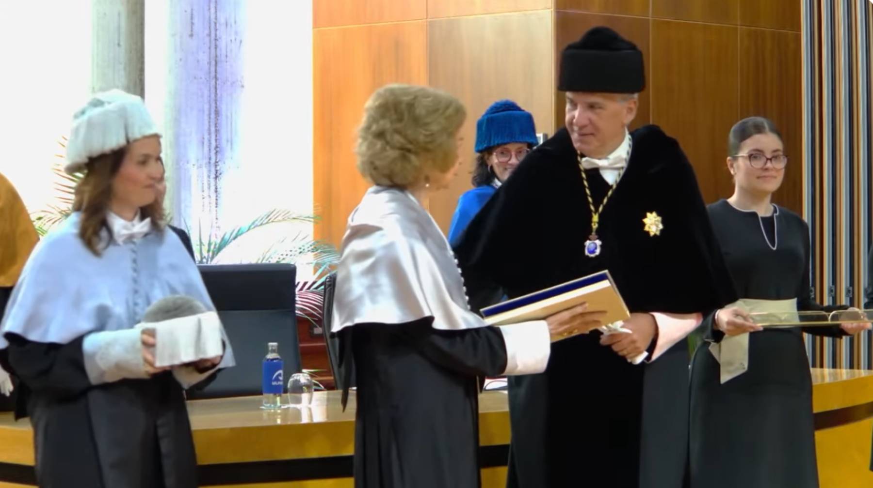 La Reina Sofía en la Universidad Las Palmas. (Foto: YouTube)