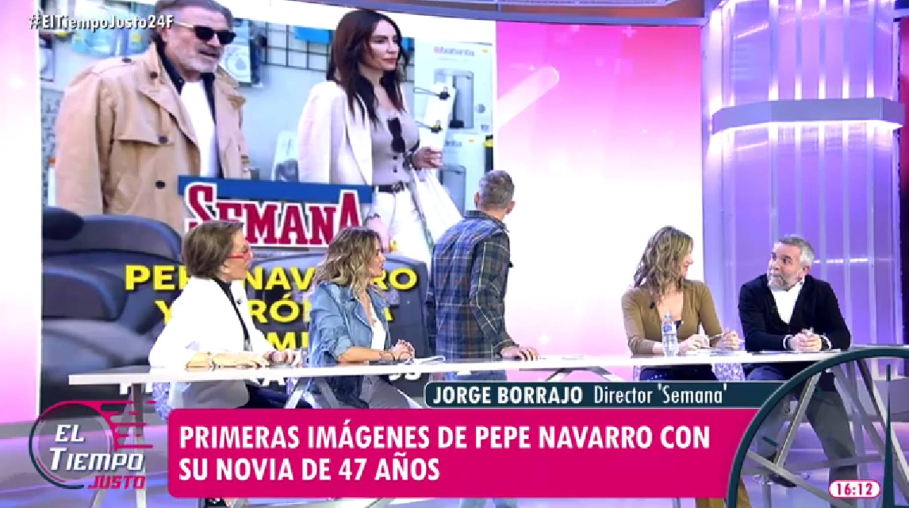 Pepe Navarro y Verónica Schmidt en portada. (Foto: Telecinco)
