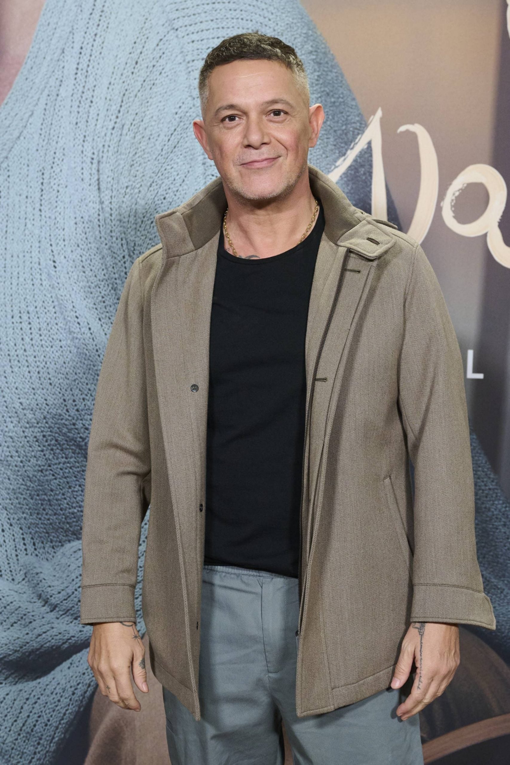 Alejandro Sanz en un photocall en Madrid. (Foto: Gtres)