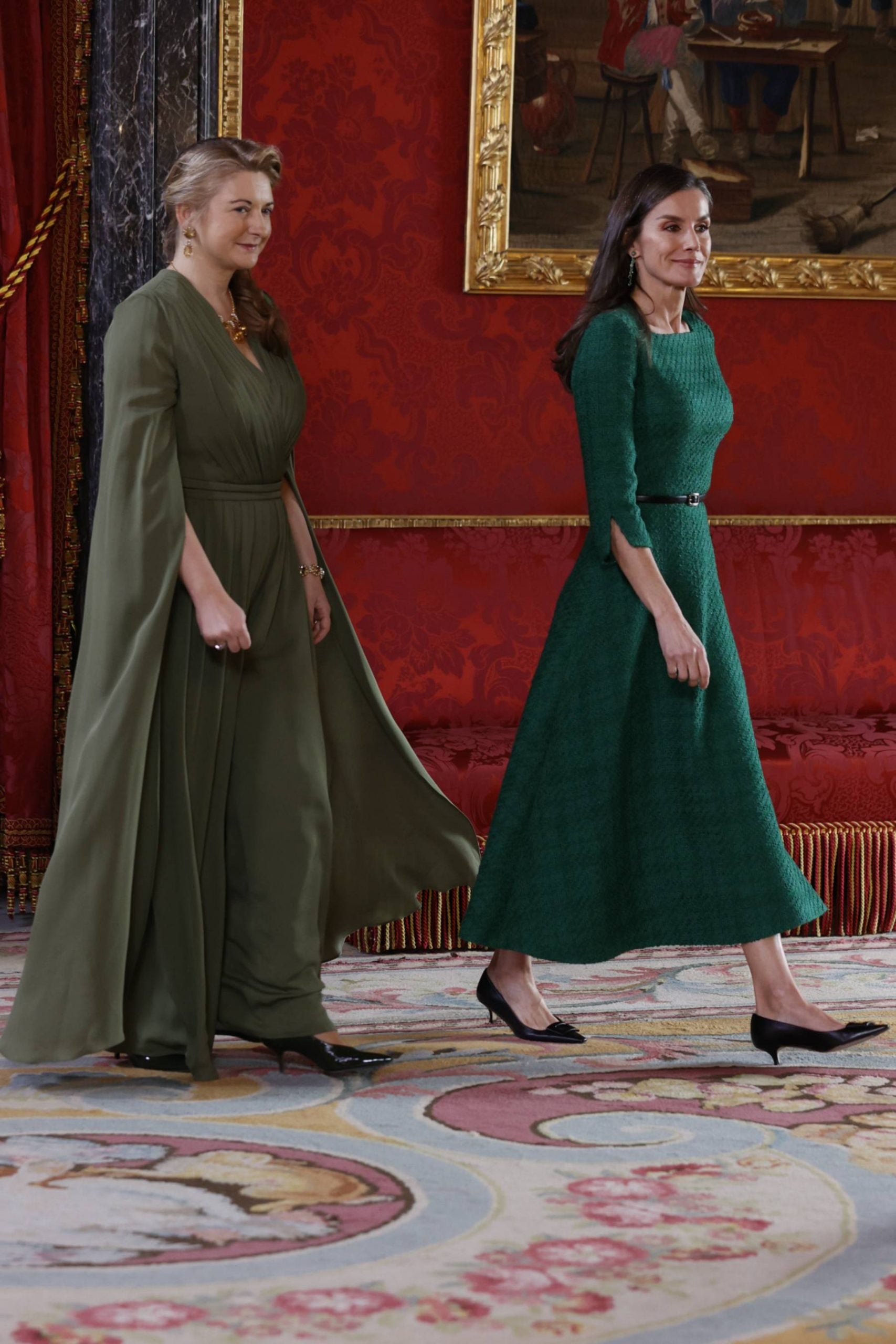 St&eacute;phanie de Luxemburgo y la Reina Letizia en un acto oficial. (Foto: Gtres)