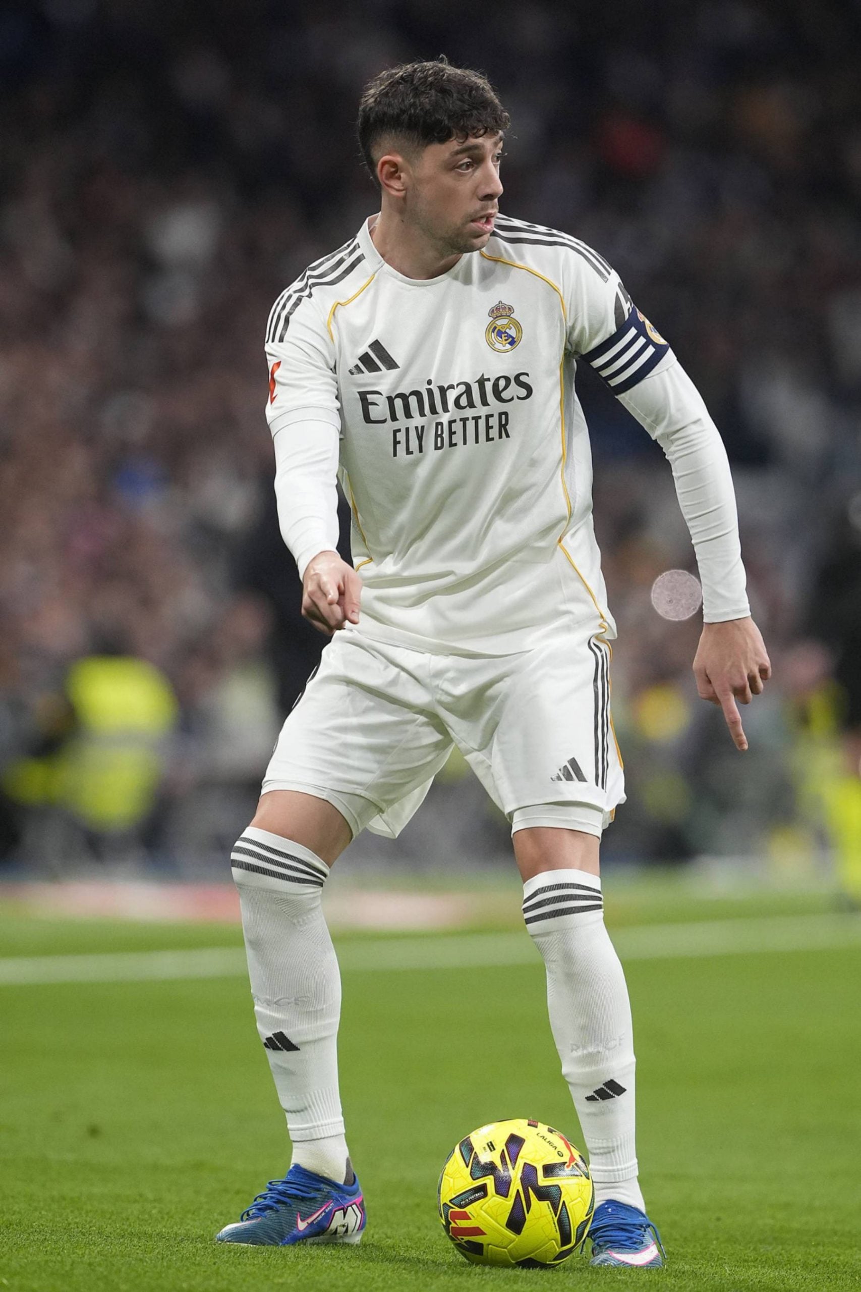 Fede Valverde durante un partido de futbol. (Foto: Gtres)