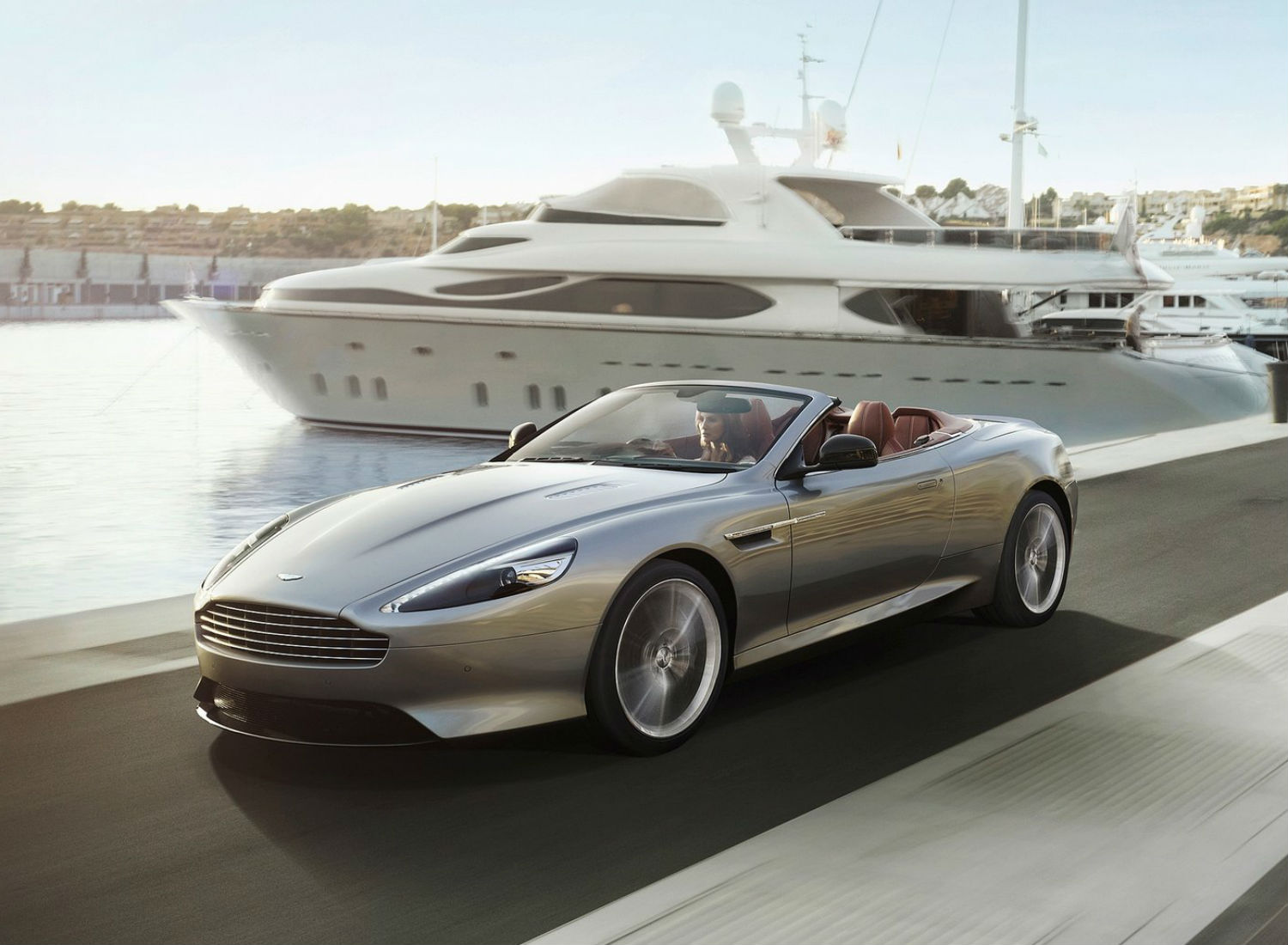 Aston Martin DB9 Volante 2013