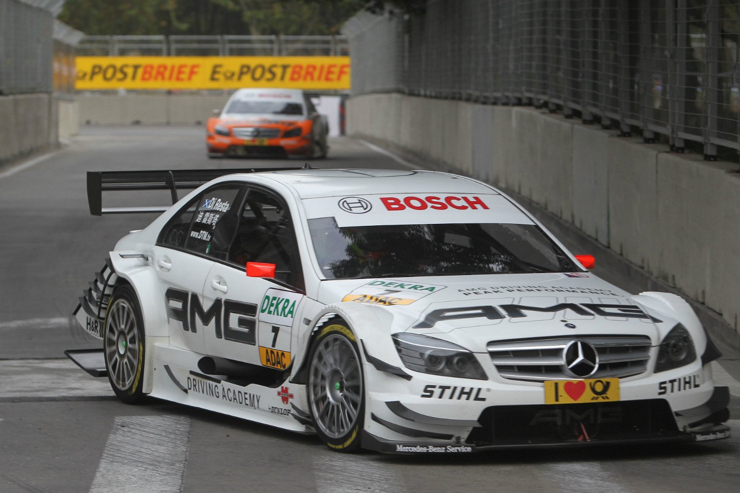 Mercedes_DTM_2010