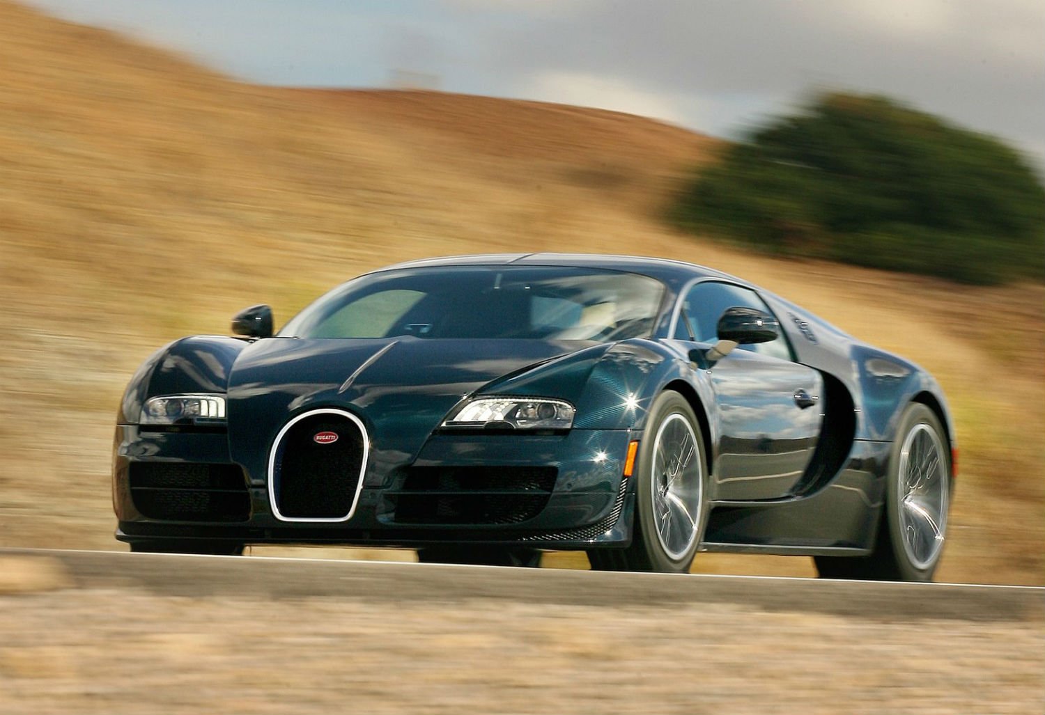 Bugatti-Veyron_Super_Sport