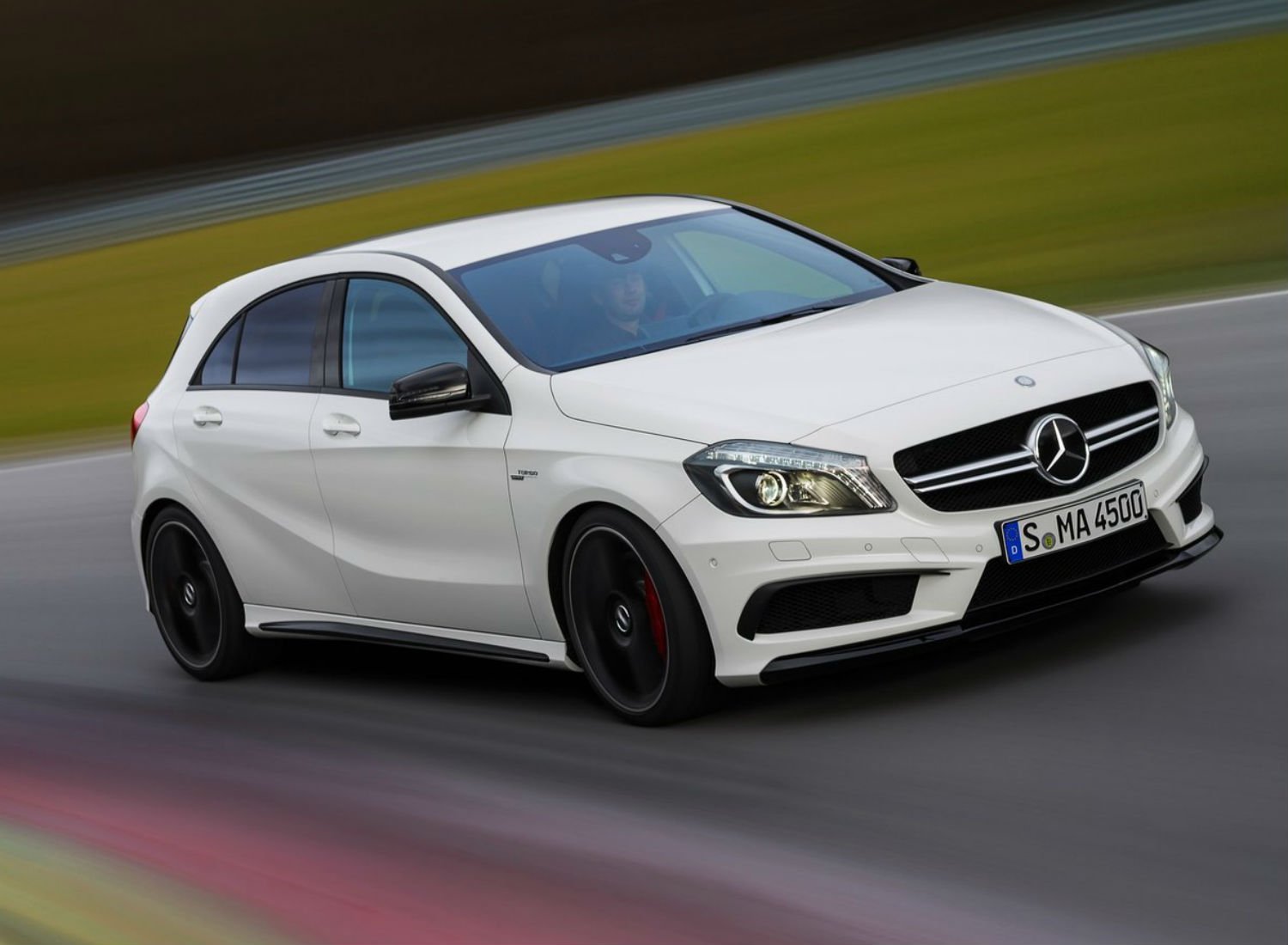 Mercedes A45 AMG