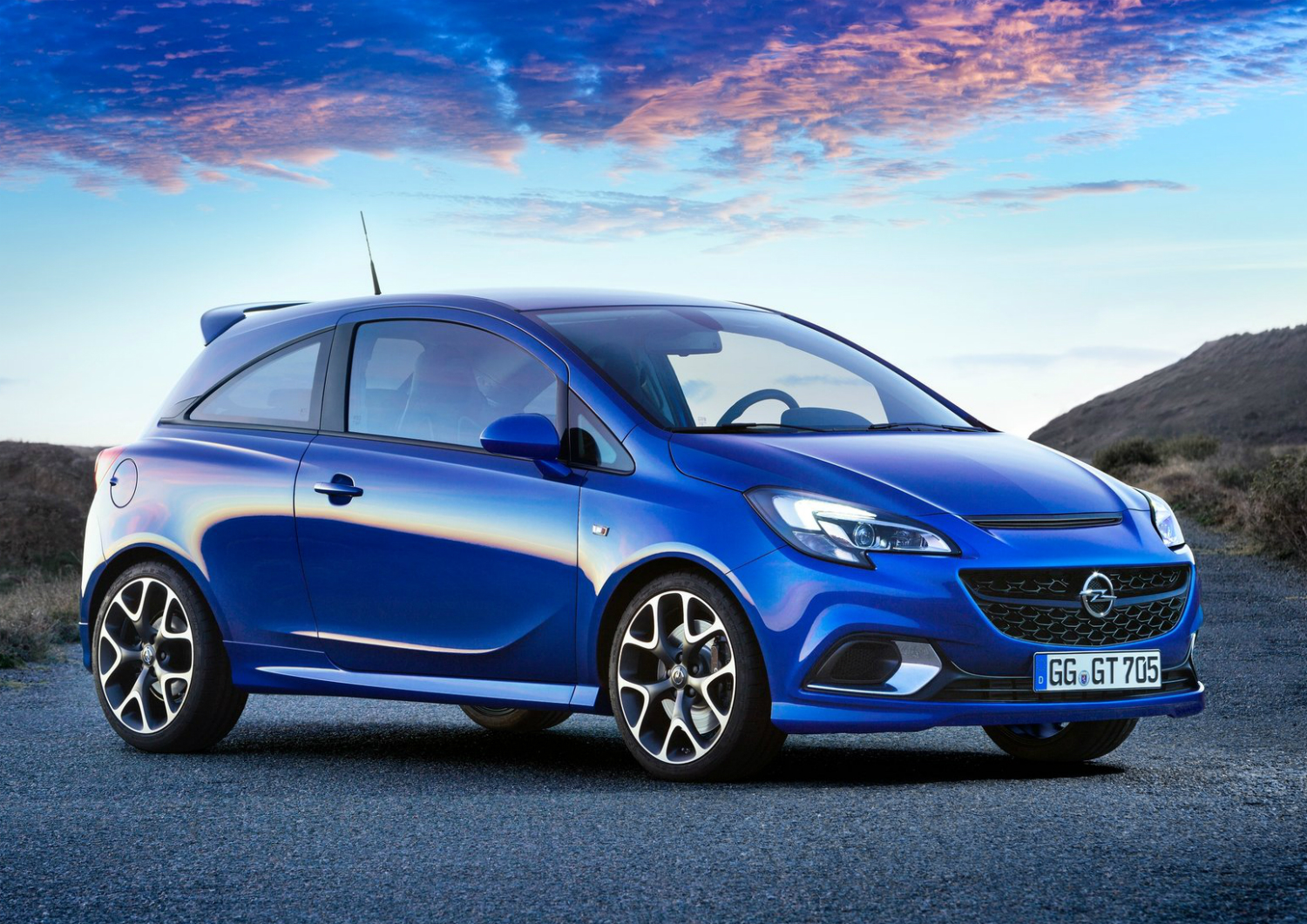 Opel-Corsa_OPC_2016