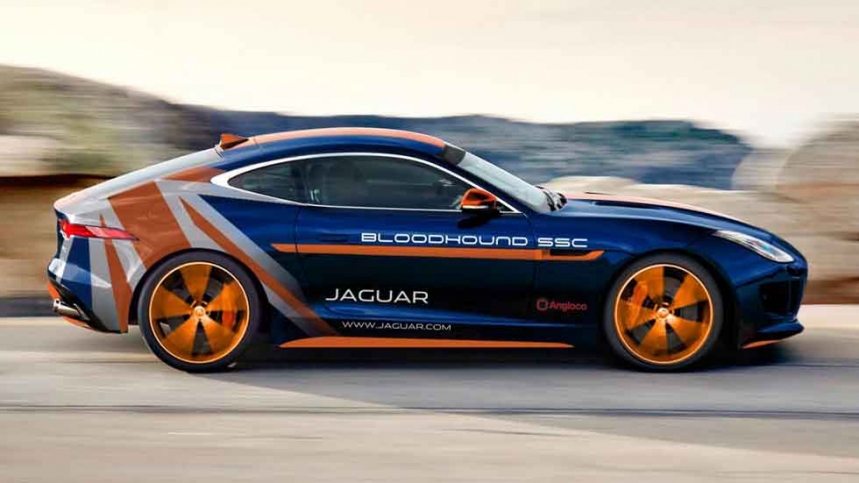 Jaguar F-Type R Bloodhound SSC Rapide Response