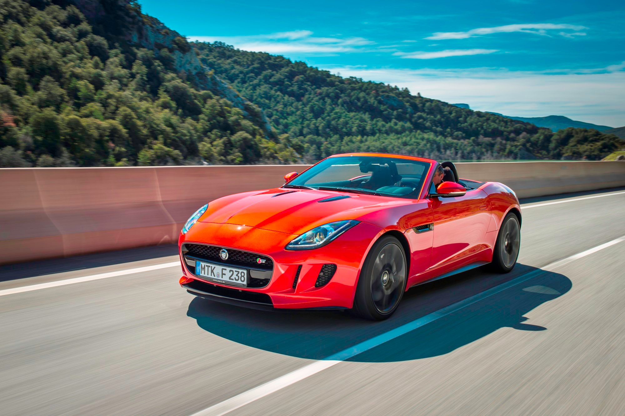 2014-jaguar-f-type