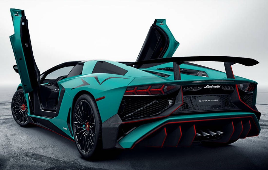 Lamborghini Aventador LP750-4 SV Roadster 2