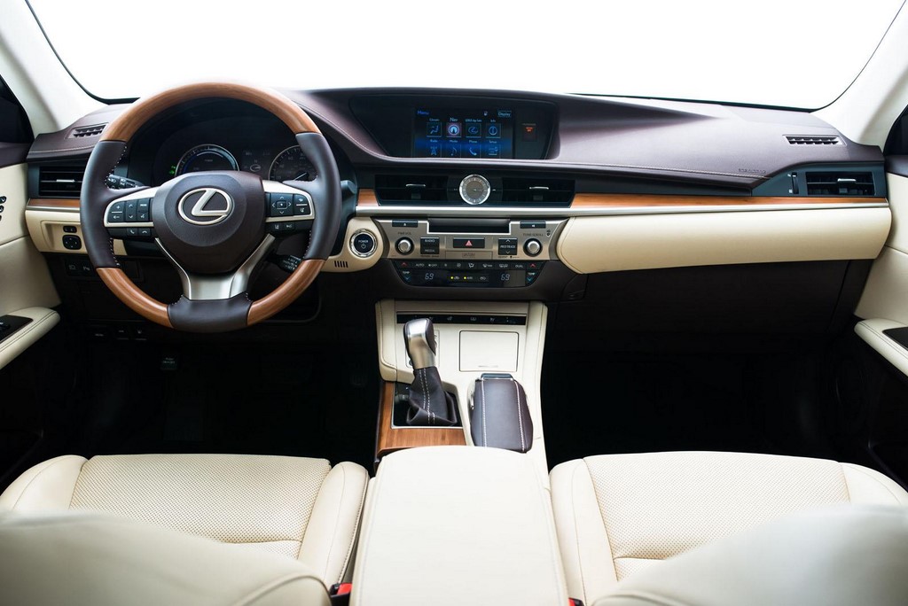 Lexus ES 3