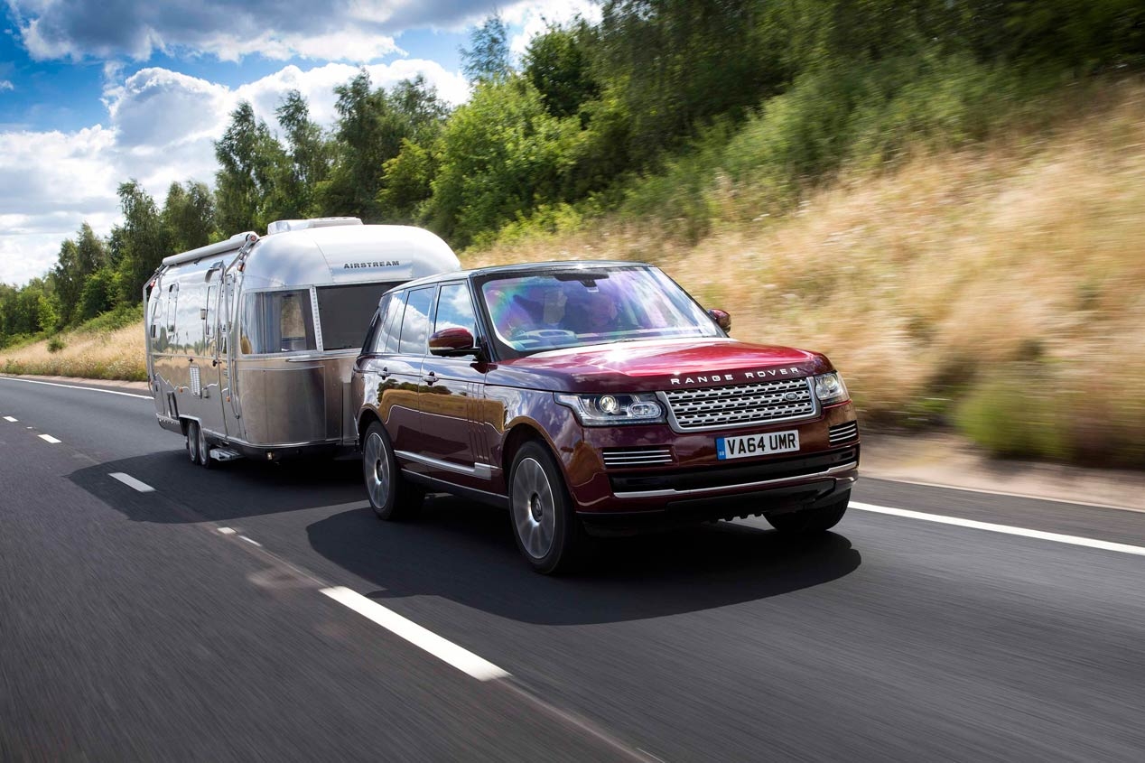 Land Rover Transparent Trailer 1