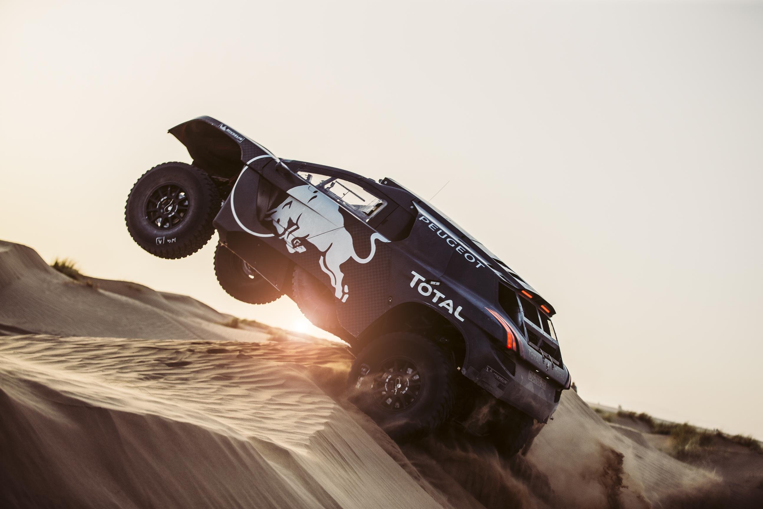 Peugeot 2008 DKR16 4