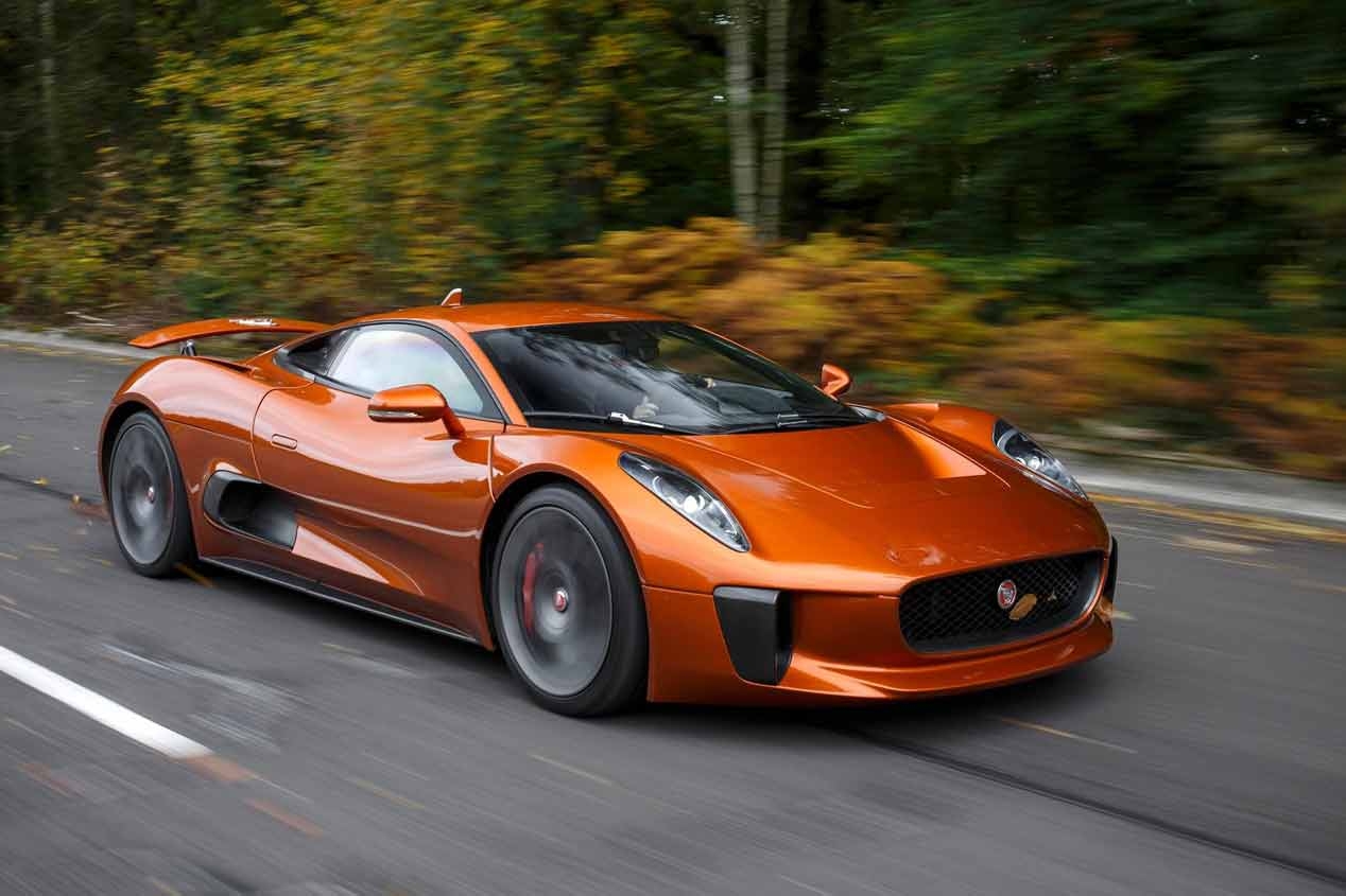 Jaguar C-X75 Bond Concept 1