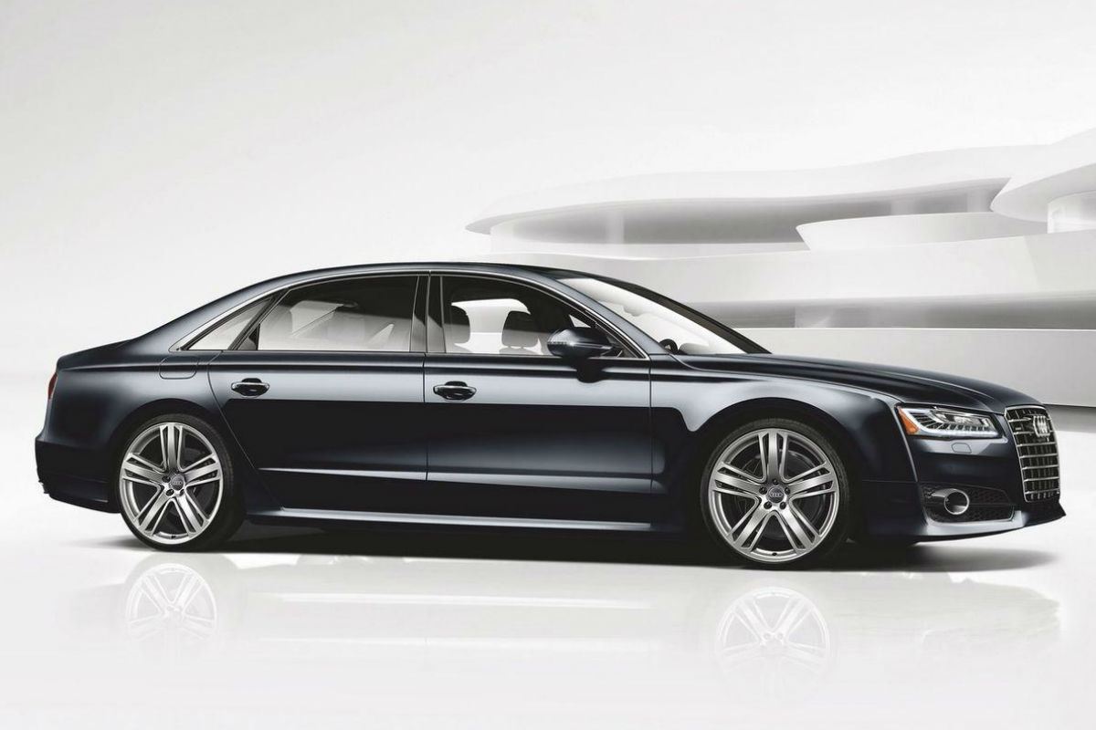 Audi A8 L T Sport 2