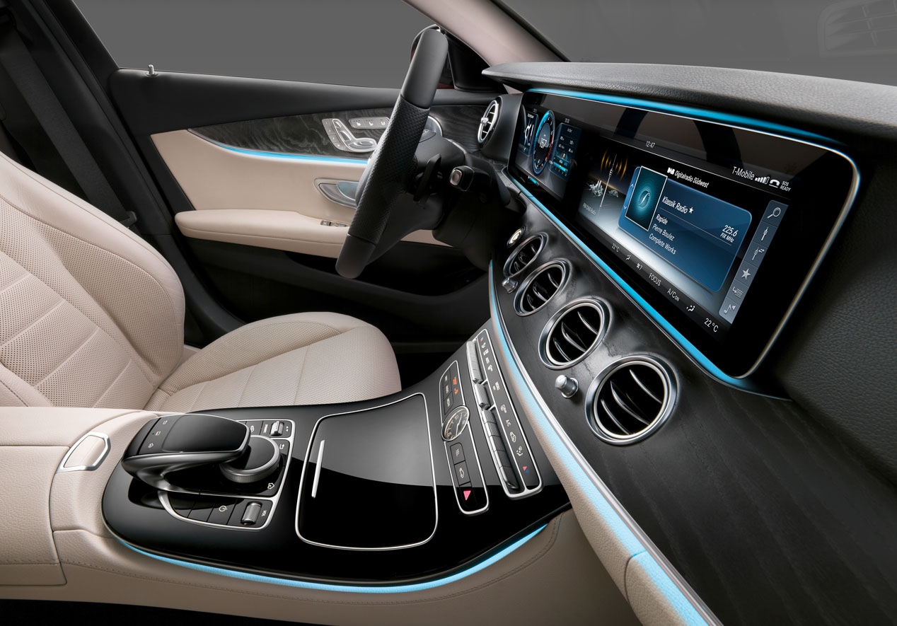 Mercedes Clase E interior 3