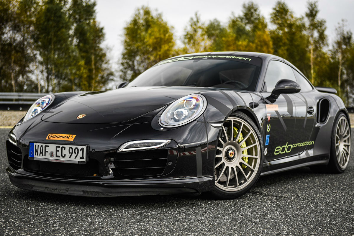 Сколько машина порше. Порше Porsche 911 турбо. Порше 911 турбо с. Porsche 911 Turbo 991. Porsche 911 gt Turbo s.