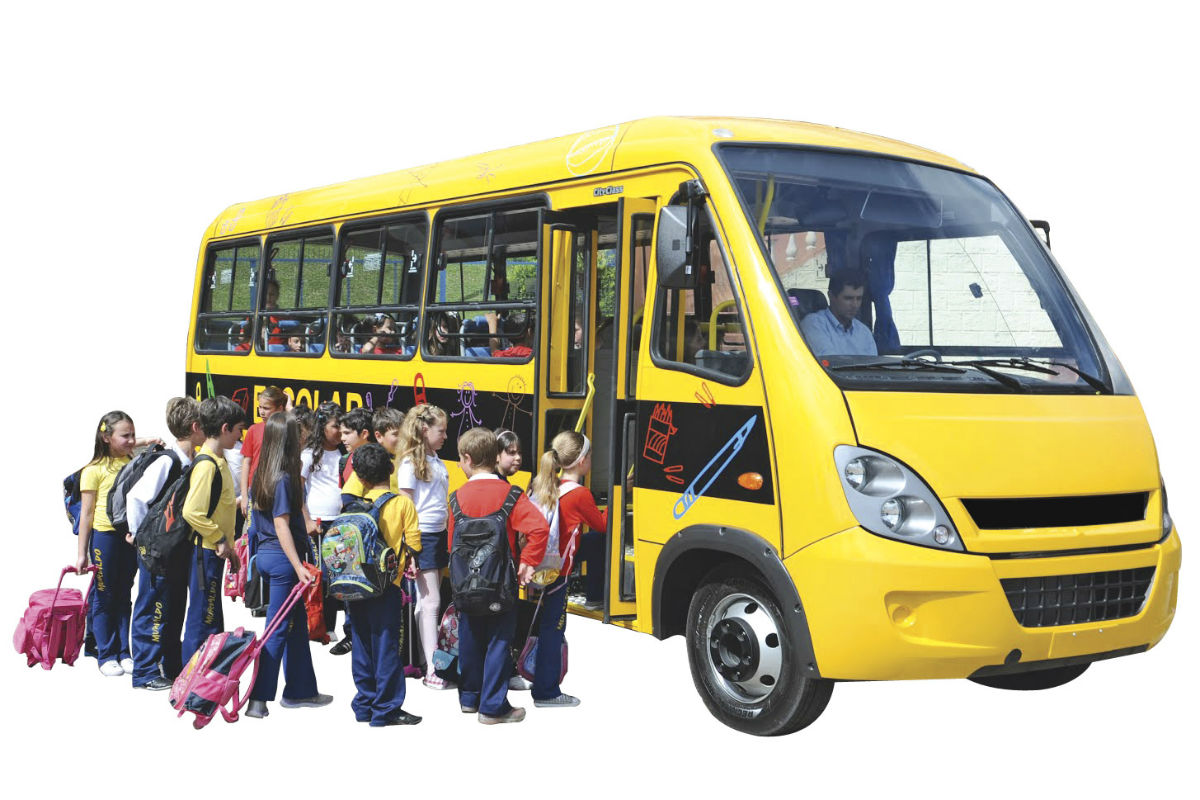 Подвоз детей автобусами. Автобус для перевозки детей. Автобусные перевозки дети. Автобус без фона.