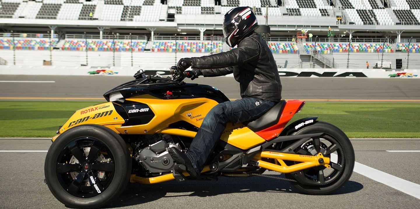 Can-Am Spyder F3 Turbo Concept 3