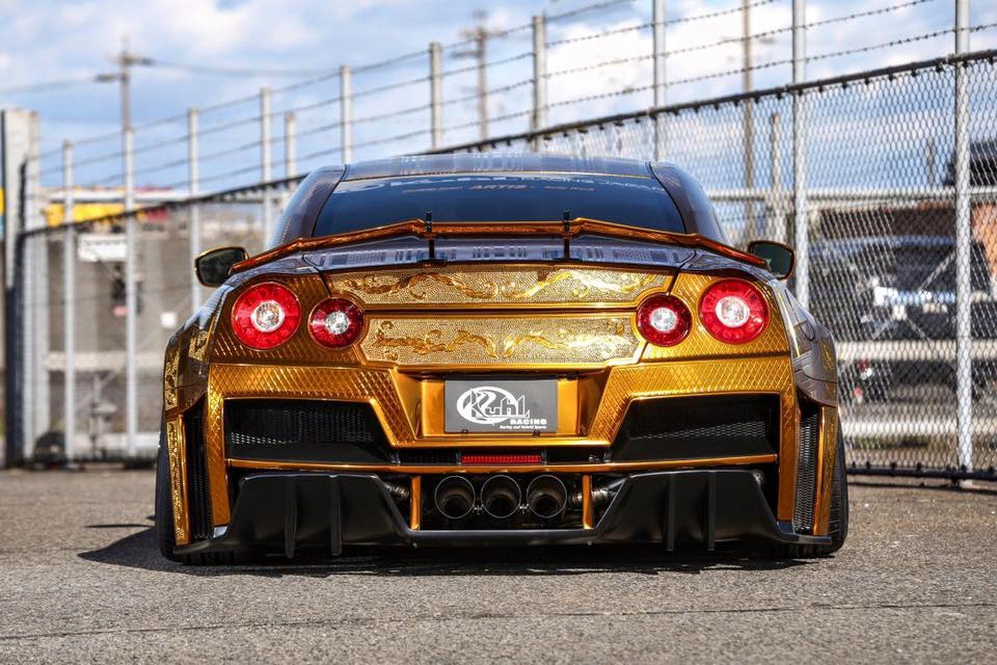 Nissan GT-R Kuhl Racing 3