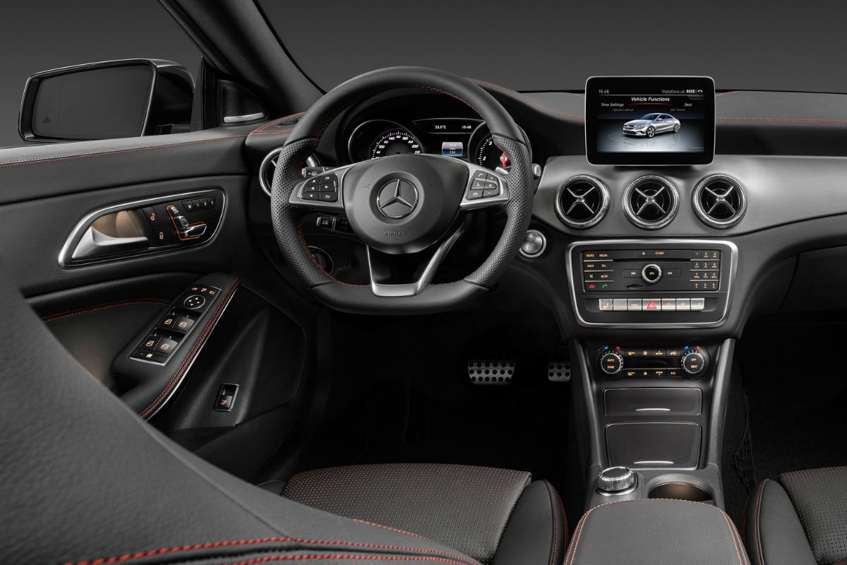 Mercedes CLA 4